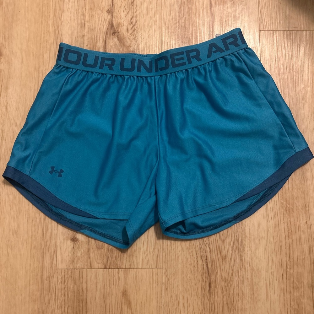 Under Armour Women's blue athletic Shorts S